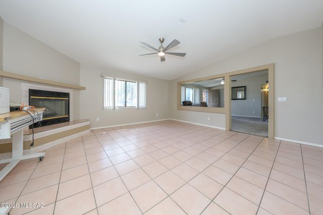 2497 W Placita De Ramo, Tucson, AZ 85741
