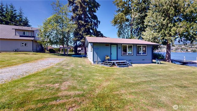 18375 W Big Lake Boulevard, Mount Vernon, WA 98274