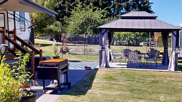 18375 W Big Lake Boulevard, Mount Vernon, WA 98274