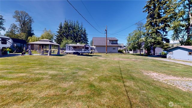 18375 W Big Lake Boulevard, Mount Vernon, WA 98274