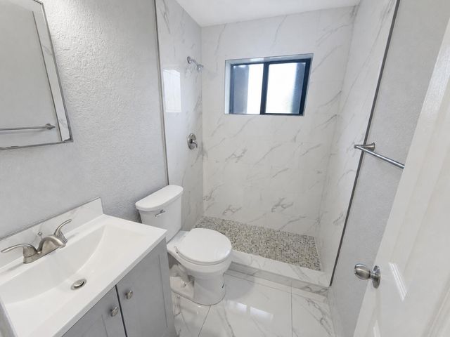 421 NW 7TH Street 1-4, Fort Lauderdale, FL 33311