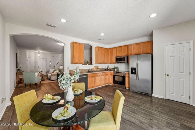 6865 MISTY VIEW Drive, Jacksonville, FL 32210