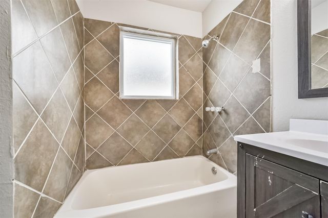 1715 Fidelity Street, Houston, TX 77029