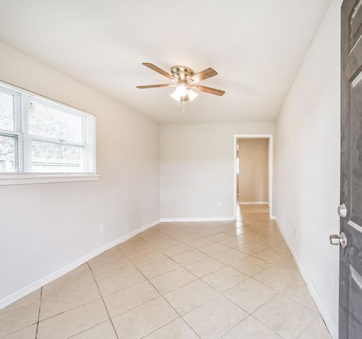 1715 Fidelity Street, Houston, TX 77029