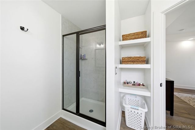 3911 Golden Apple Way, Jeffersonville, IN 47130