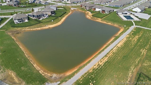 3911 Golden Apple Way, Jeffersonville, IN 47130