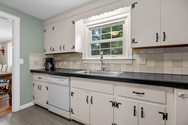 9 Wesquansett Road, Orleans, MA 02653