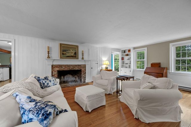 9 Wesquansett Road, Orleans, MA 02653