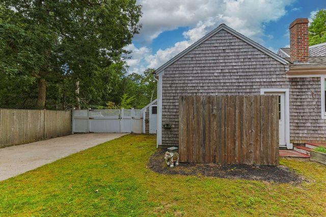 9 Wesquansett Road, Orleans, MA 02653