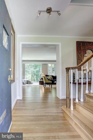 5204 WESTWOOD DR, Bethesda, MD 20816