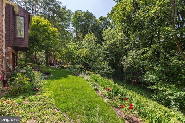 5204 WESTWOOD DR, Bethesda, MD 20816