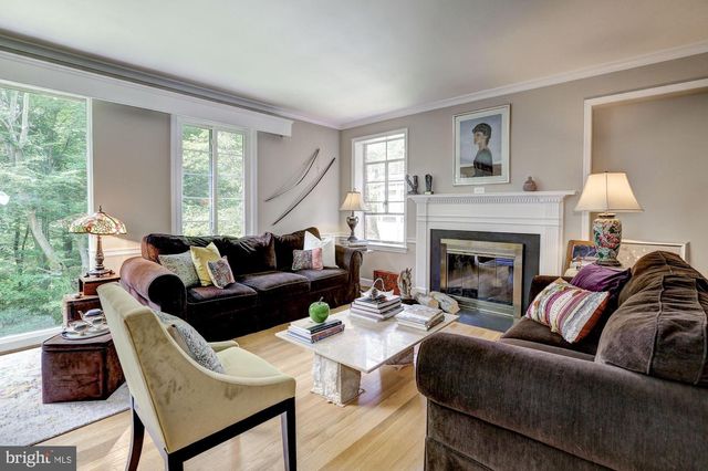 5204 WESTWOOD DR, Bethesda, MD 20816