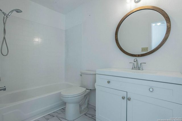 7407 Lazy, San Antonio, TX 78250