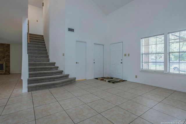 7407 Lazy, San Antonio, TX 78250