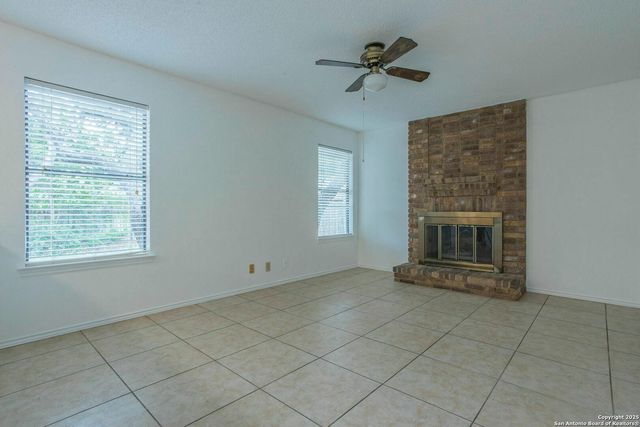 7407 Lazy, San Antonio, TX 78250