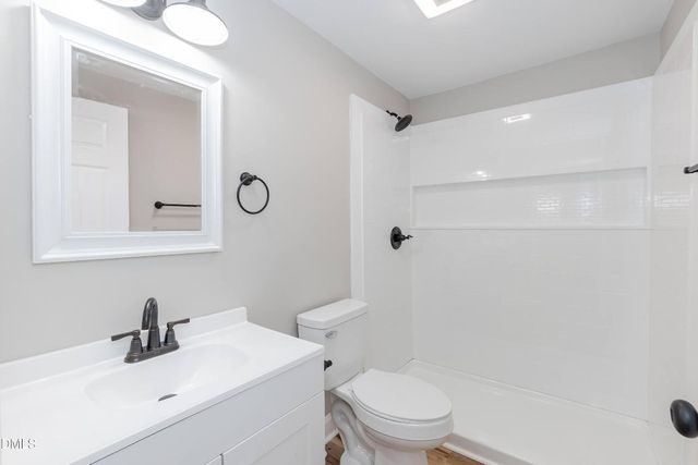 802 Roanoke Avenue, Henderson, NC 27536