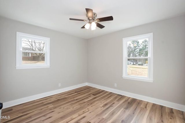 802 Roanoke Avenue, Henderson, NC 27536