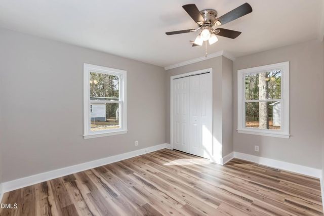 802 Roanoke Avenue, Henderson, NC 27536