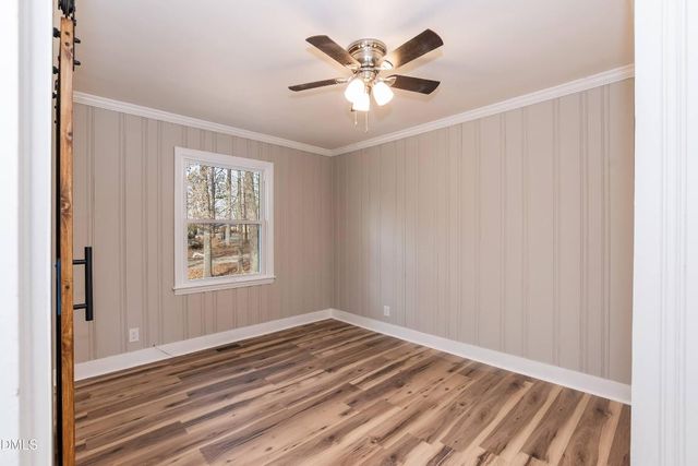 802 Roanoke Avenue, Henderson, NC 27536