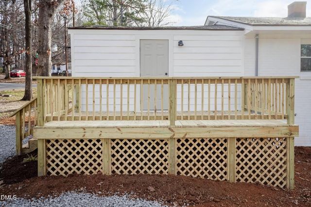 802 Roanoke Avenue, Henderson, NC 27536