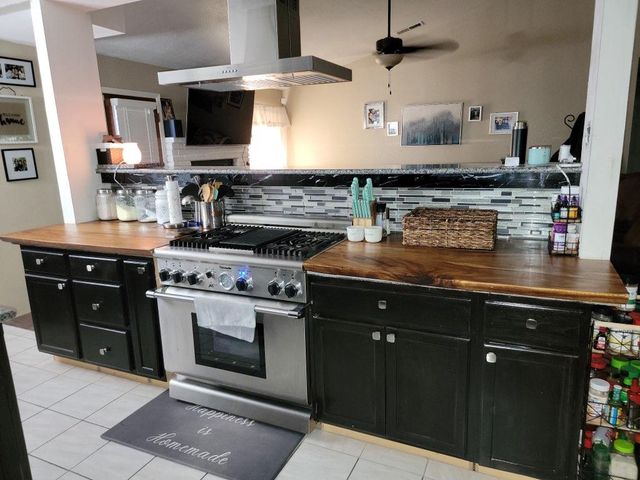 6415 N Adoline Avenue, Fresno, CA 93711