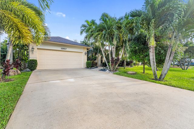 1357 SW Idol Avenue, Port St. Lucie, Port St Lucie, FL 34953