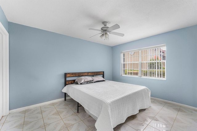 170 WATERSIDE Drive 170, Hypoluxo, FL 33462