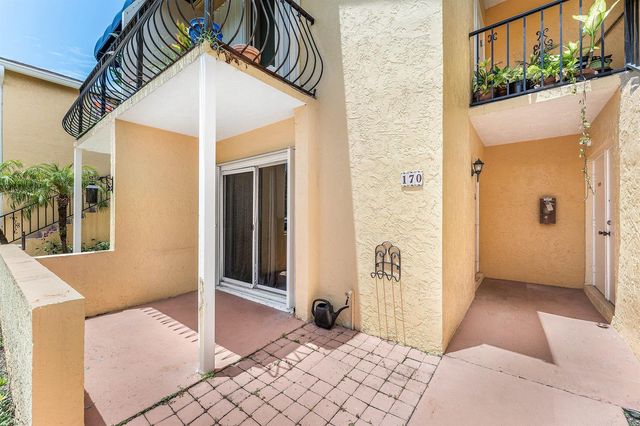 170 WATERSIDE Drive 170, Hypoluxo, FL 33462