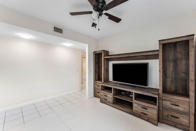 170 WATERSIDE Drive 170, Hypoluxo, FL 33462
