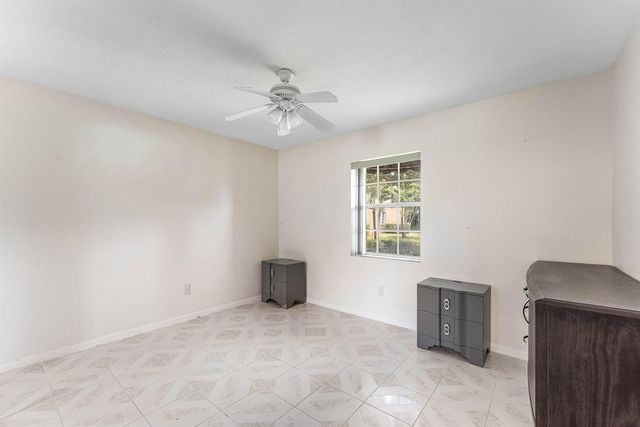 170 WATERSIDE Drive 170, Hypoluxo, FL 33462