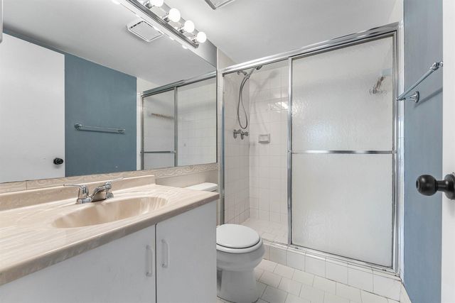170 WATERSIDE Drive 170, Hypoluxo, FL 33462