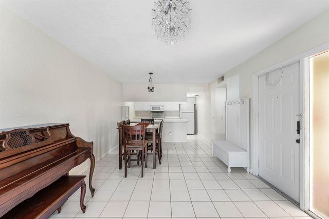170 WATERSIDE Drive 170, Hypoluxo, FL 33462