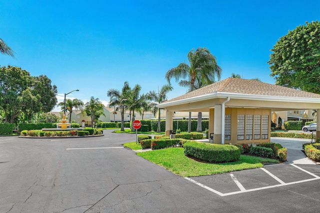 170 WATERSIDE Drive 170, Hypoluxo, FL 33462