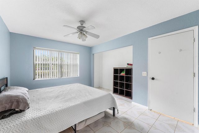 170 WATERSIDE Drive 170, Hypoluxo, FL 33462
