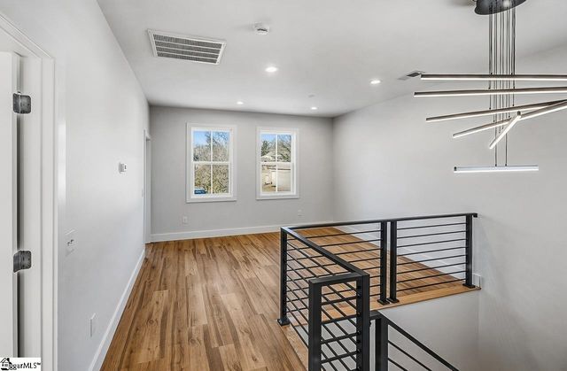 256 Beacon Street, Greenville, SC 29605