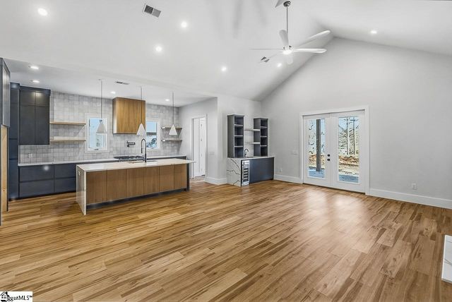 256 Beacon Street, Greenville, SC 29605