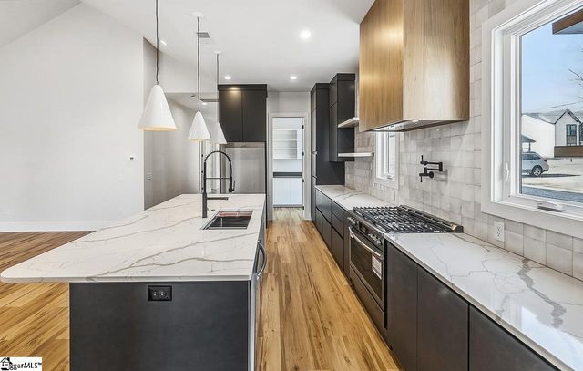 256 Beacon Street, Greenville, SC 29605