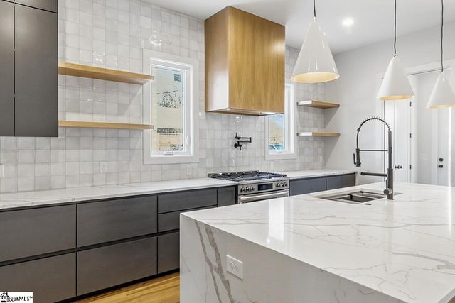 256 Beacon Street, Greenville, SC 29605