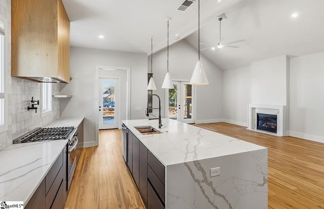 256 Beacon Street, Greenville, SC 29605