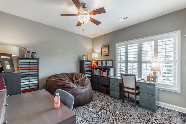 8724 Gentle Mist Circle, Ooltewah, TN 37363