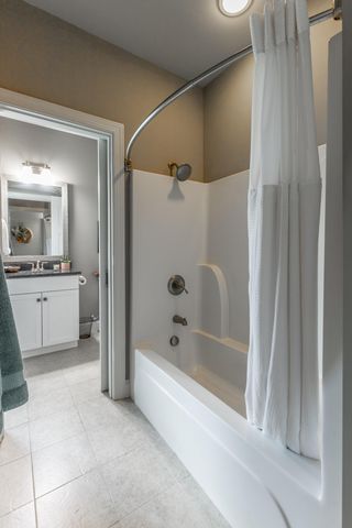 8724 Gentle Mist Circle, Ooltewah, TN 37363