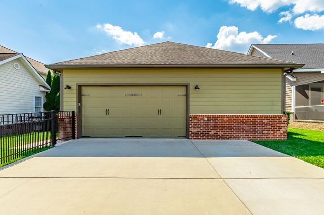 8724 Gentle Mist Circle, Ooltewah, TN 37363