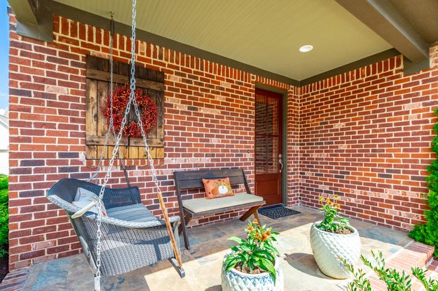 8724 Gentle Mist Circle, Ooltewah, TN 37363