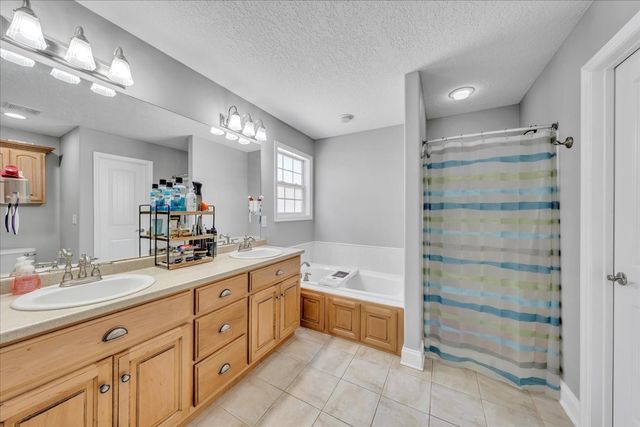 140 Hope Cir, Estill Springs, TN 37330