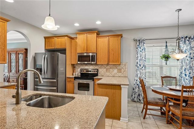 288 Harmony Lake Drive, Canton, GA 30115