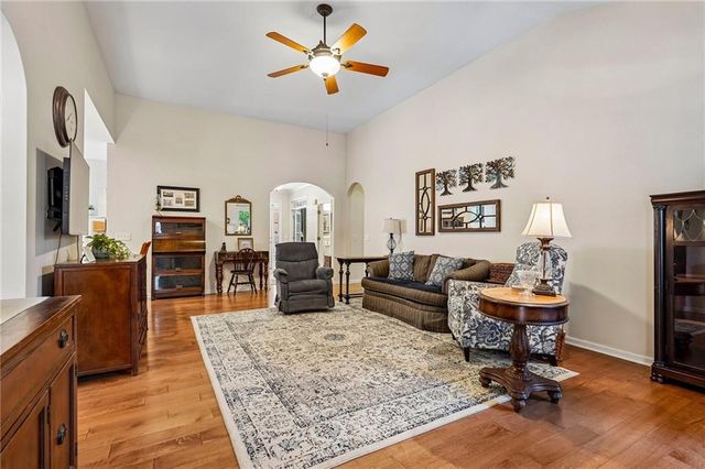 288 Harmony Lake Drive, Canton, GA 30115