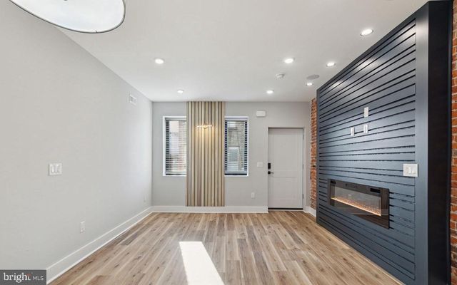 2103 E ORLEANS ST, Philadelphia, PA 19134