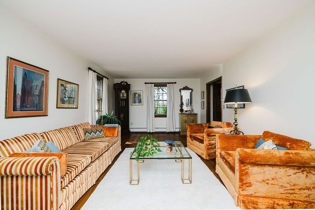 146 Colonial Dr, Somerset, MA 02726