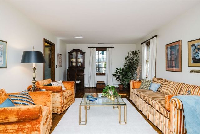 146 Colonial Dr, Somerset, MA 02726