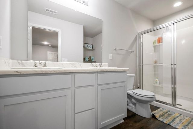 2401 Kenneth Drive, Benton, AR 72019